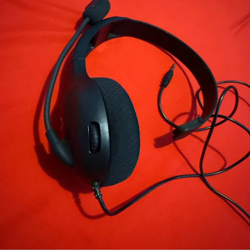 PlayStation Black Gaming Headset with Microphone